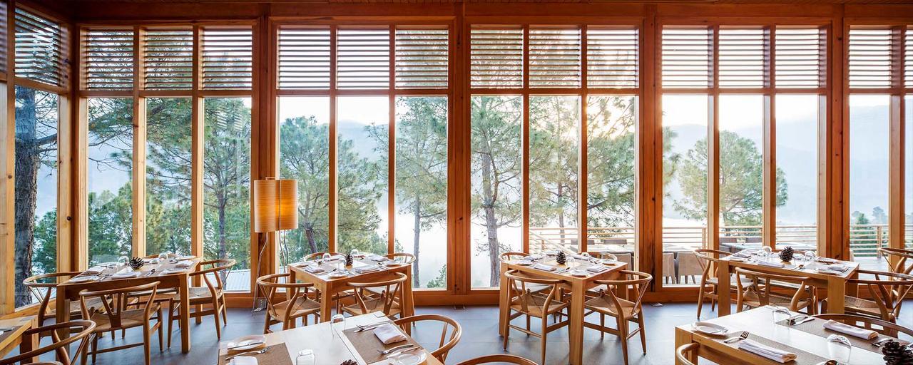 Dhensa Resort Пунакха Екстер'єр фото